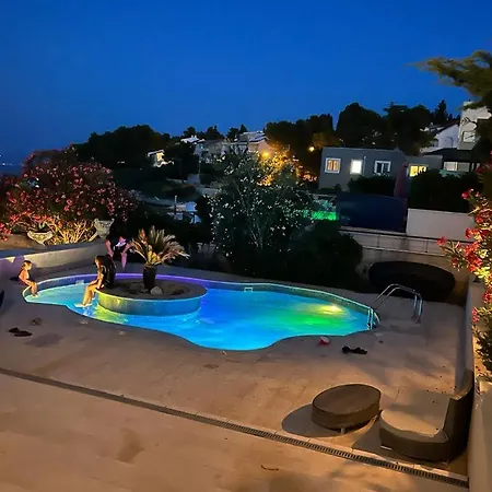 Marco Polo فندق 3*